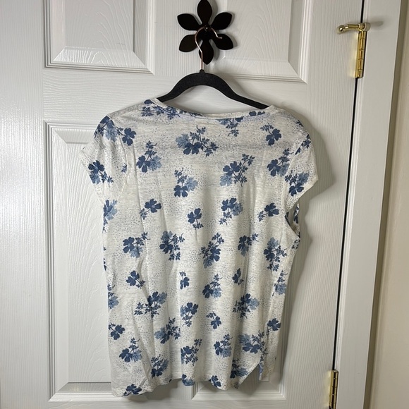 Joie Blue Floral Linen V-Neck Top and Bozzolo 100% Rayon V-Neck Top Bundle Sz L - Picture 7 of 15